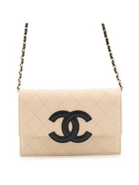 Chanel Chain Wallet CC Logo Caviar Leather Shoulder Bag